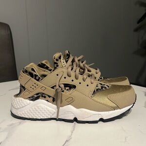 Leopard Nike air huaraches